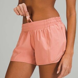 Lululemon Hotty Hot Low-Rise Lined Short 4" pink Savannah tall